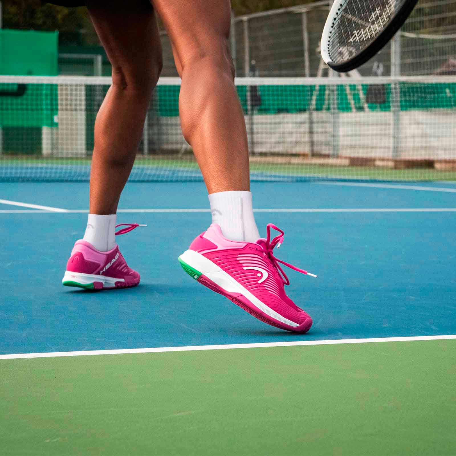 Trienekens-Online-cases-sokken-online-sfeer-3 (1)