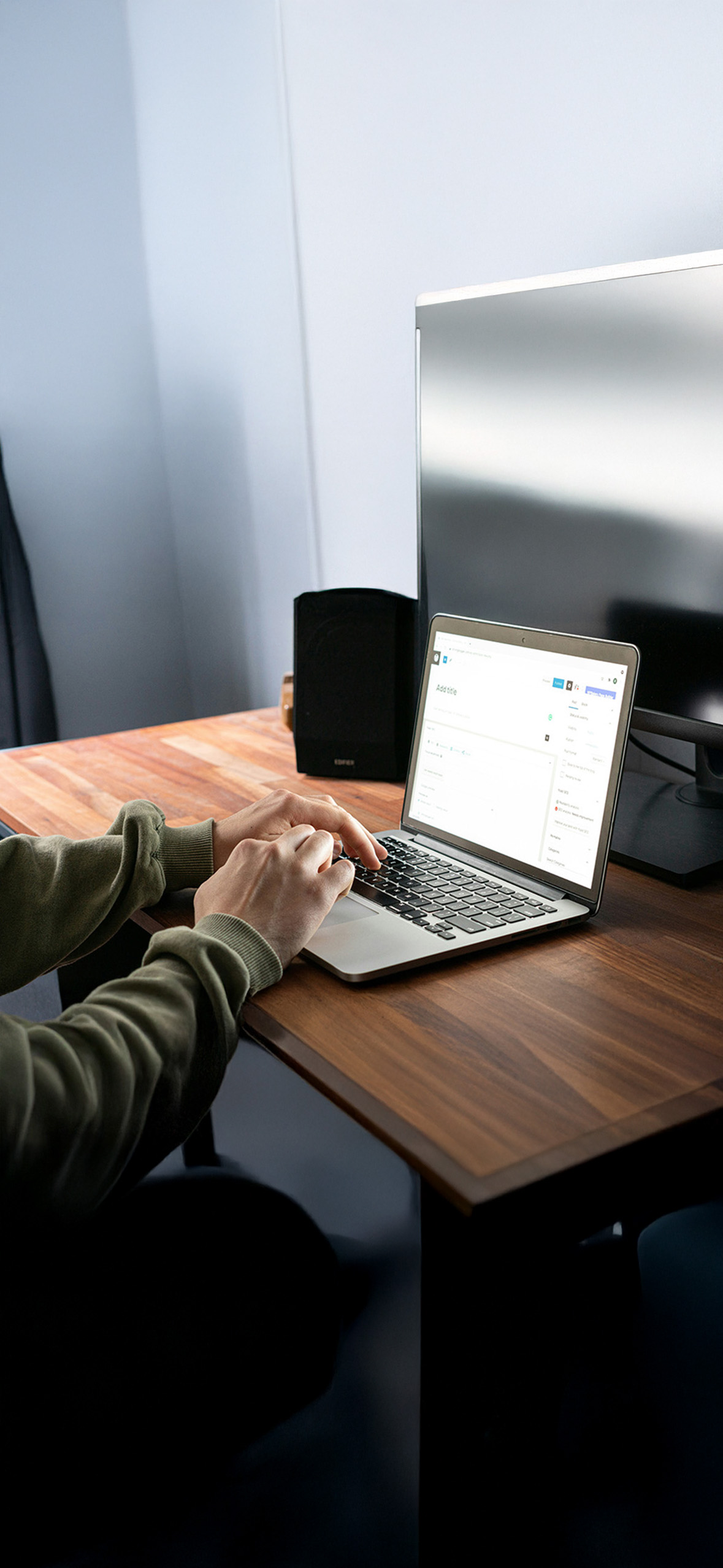 Trienekensonline-blog-banner-telefoon-cms-systemen-market-share