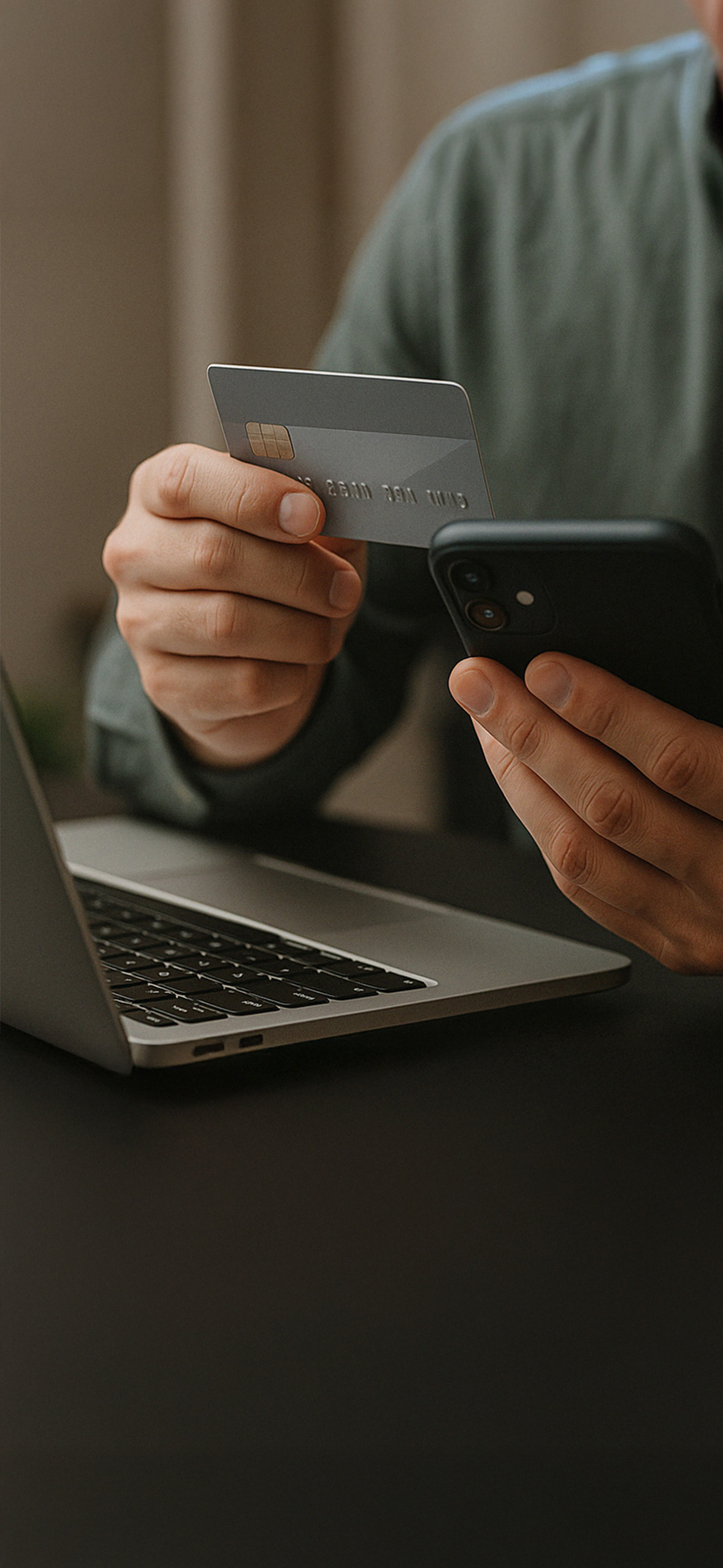 Trienekensonline-blog-banner-telefoon-variant-betrouwbare-webshop